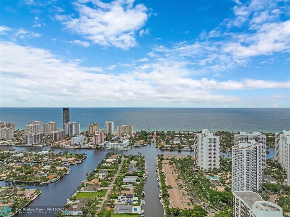 For Sale: $845,000 (3 beds, 2 baths, 1865 Square Feet)