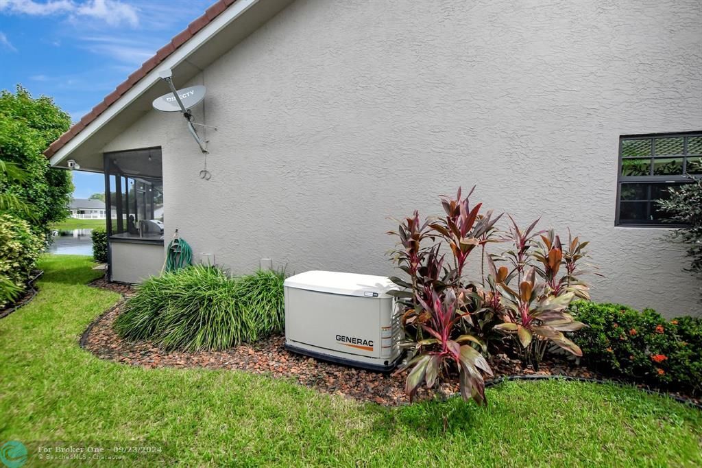 For Sale: $999,900 (3 beds, 2 baths, 2290 Square Feet)