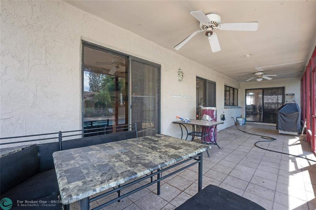 For Sale: $660,000 (4 beds, 2 baths, 2109 Square Feet)