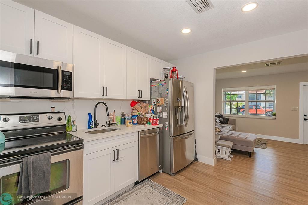 Active With Contract: $685,000 (0 beds, 0 baths, 1600 Square Feet)