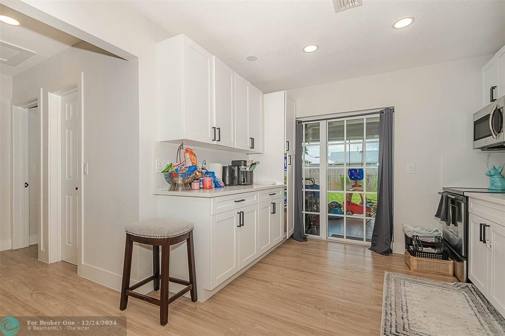 Active With Contract: $685,000 (0 beds, 0 baths, 1600 Square Feet)