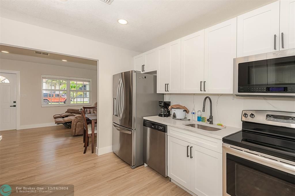 Active With Contract: $685,000 (0 beds, 0 baths, 1600 Square Feet)