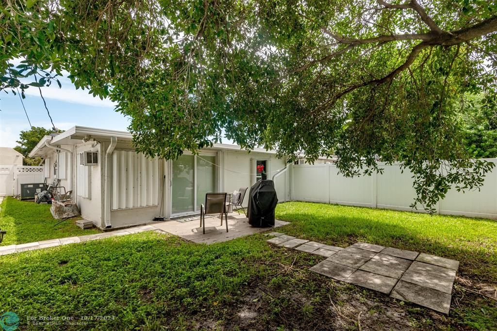 Active With Contract: $695,000 (0 beds, 0 baths, 2280 Square Feet)