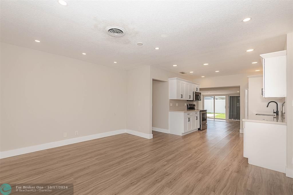 Active With Contract: $695,000 (0 beds, 0 baths, 2280 Square Feet)