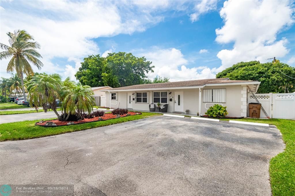 Active With Contract: $695,000 (0 beds, 0 baths, 2280 Square Feet)