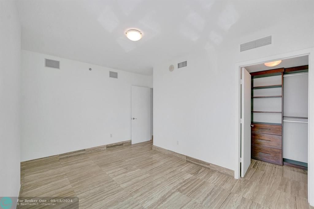 For Rent: $7,500 (2 beds, 2 baths, 1905 Square Feet)