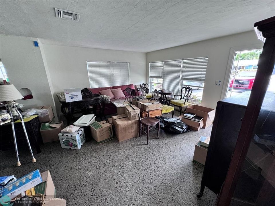 En Venta: $510,000 (3 camas, 2 baños, 1840 Pies cuadrados)