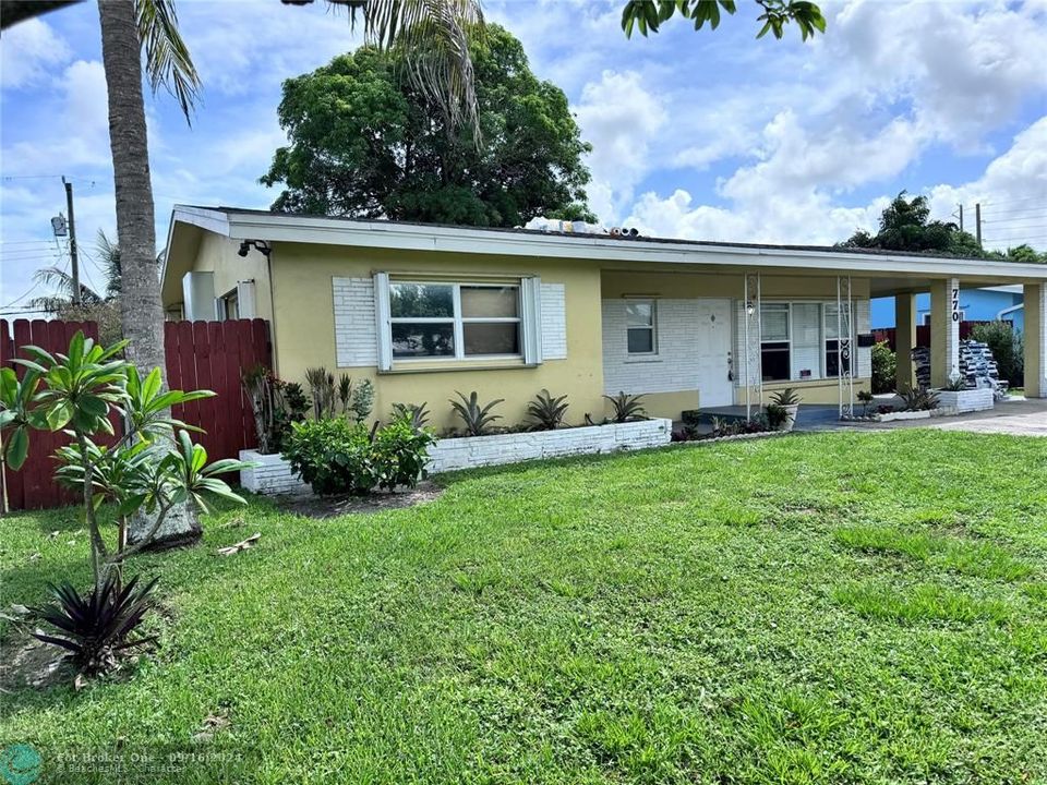 For Sale: $510,000 (3 beds, 2 baths, 1840 Square Feet)