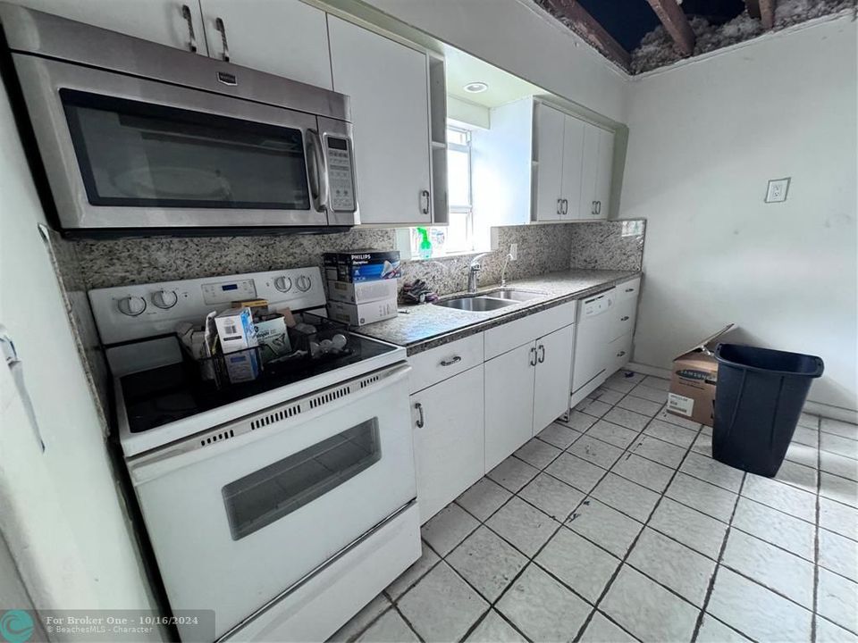 For Sale: $510,000 (3 beds, 2 baths, 1840 Square Feet)