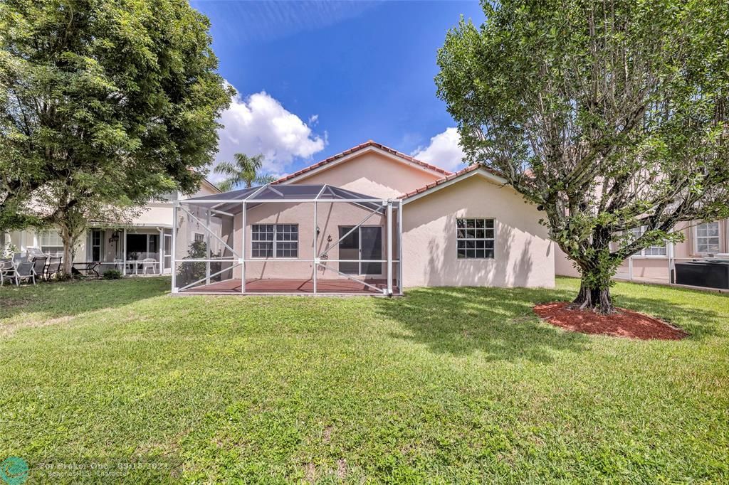 For Sale: $560,000 (3 beds, 2 baths, 1662 Square Feet)