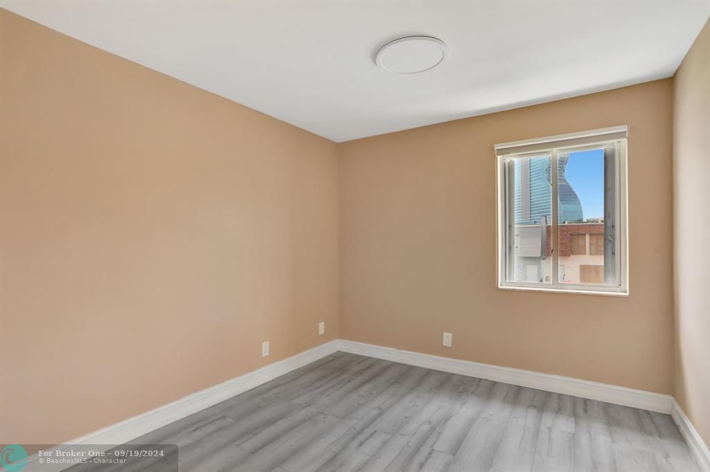 Active With Contract: $3,500 (3 beds, 2 baths, 0 Square Feet)