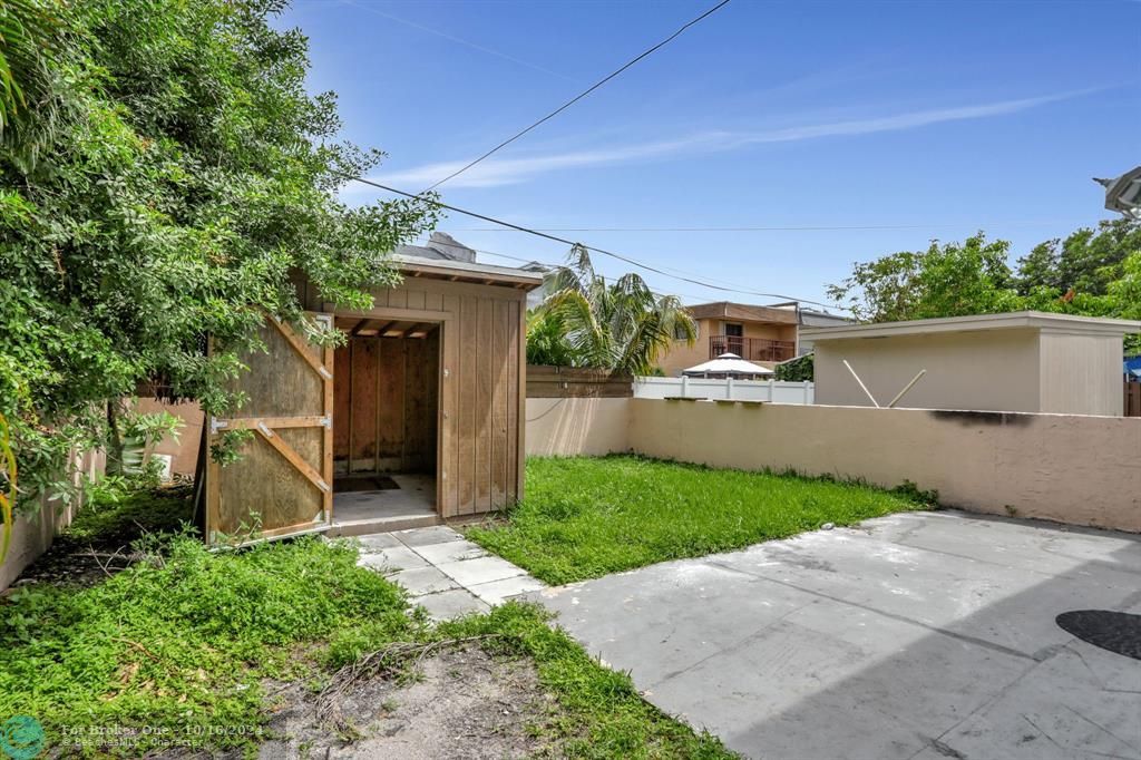 Active With Contract: $3,500 (3 beds, 2 baths, 0 Square Feet)