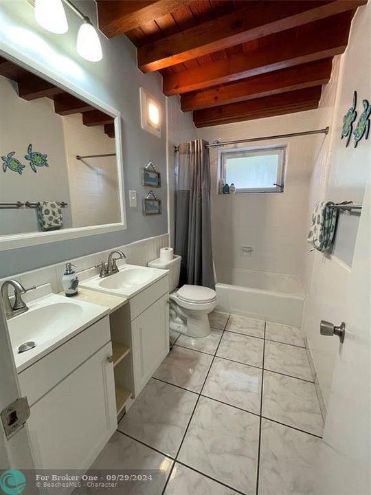 For Rent: $4,600 (3 beds, 2 baths, 1254 Square Feet)