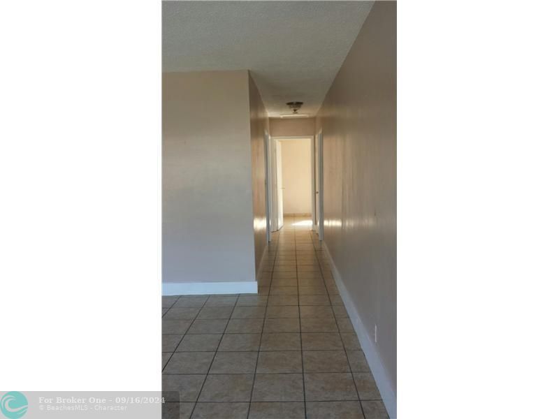 For Rent: $2,795 (3 beds, 1 baths, 0 Square Feet)