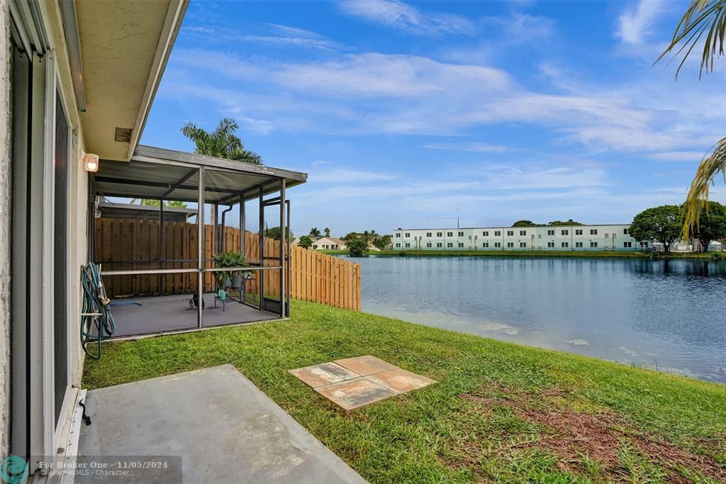 Active With Contract: $499,900 (3 beds, 2 baths, 1628 Square Feet)