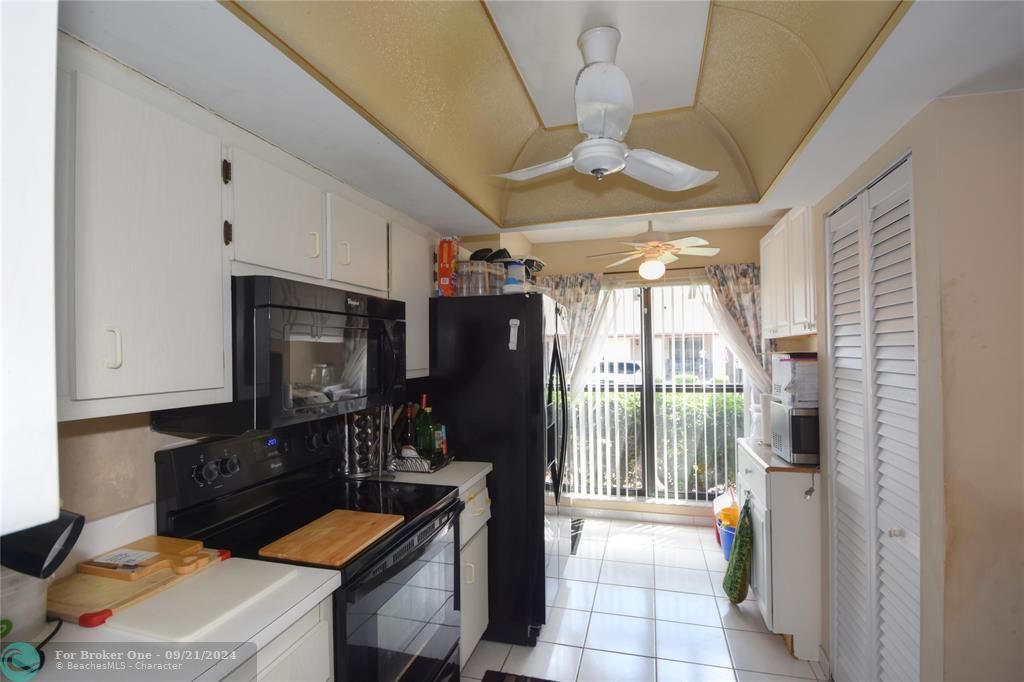 For Sale: $364,000 (2 beds, 2 baths, 1470 Square Feet)