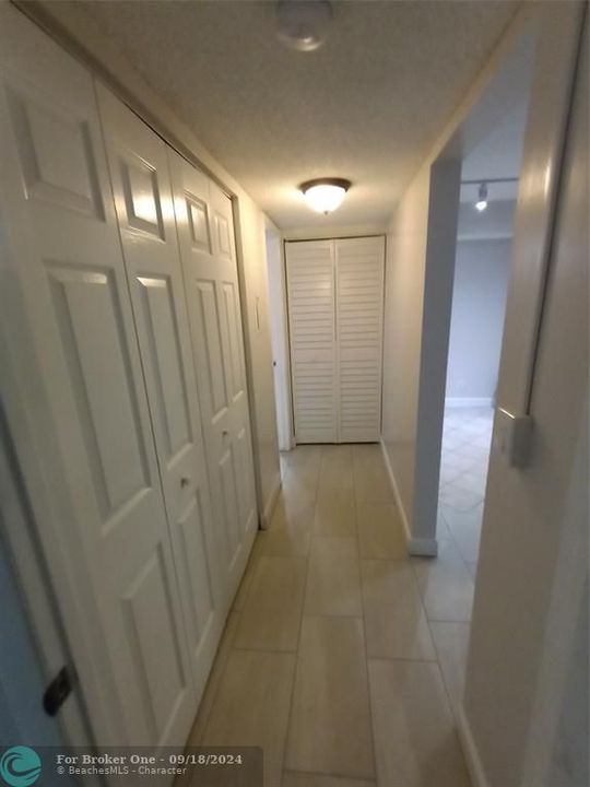 For Rent: $2,100 (2 beds, 2 baths, 1246 Square Feet)