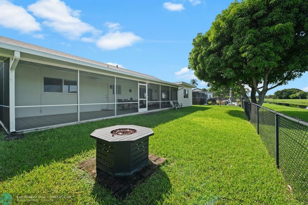 For Sale: $835,000 (4 beds, 2 baths, 2547 Square Feet)