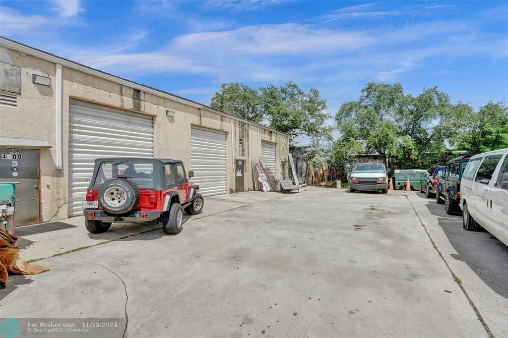 Active With Contract: $1,500,000 (0 beds, 0 baths, 0 Square Feet)