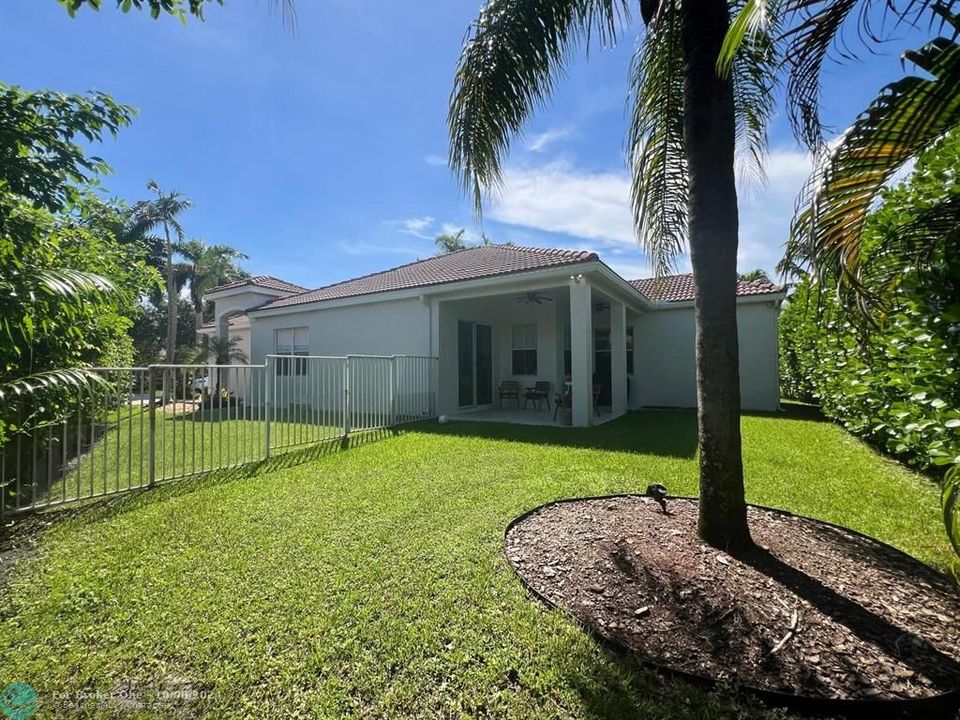 For Sale: $758,000 (3 beds, 2 baths, 1662 Square Feet)