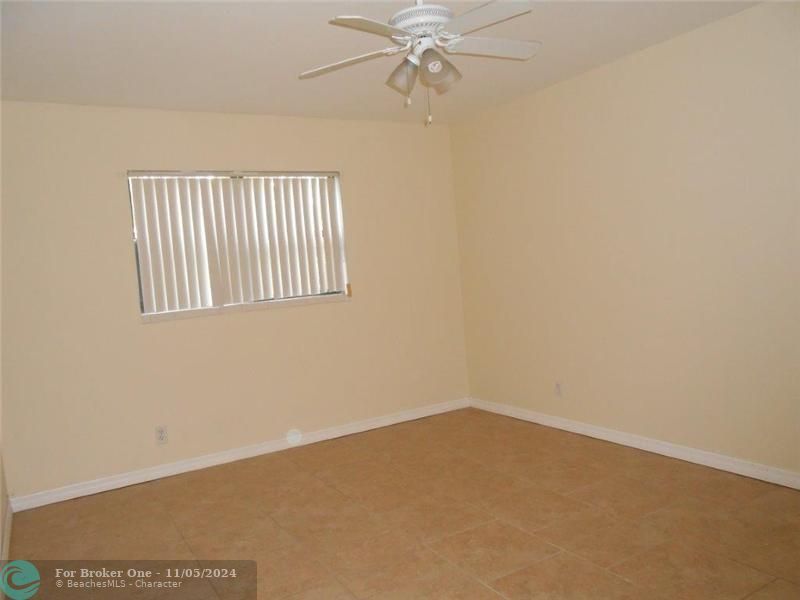 For Rent: $2,100 (2 beds, 2 baths, 900 Square Feet)