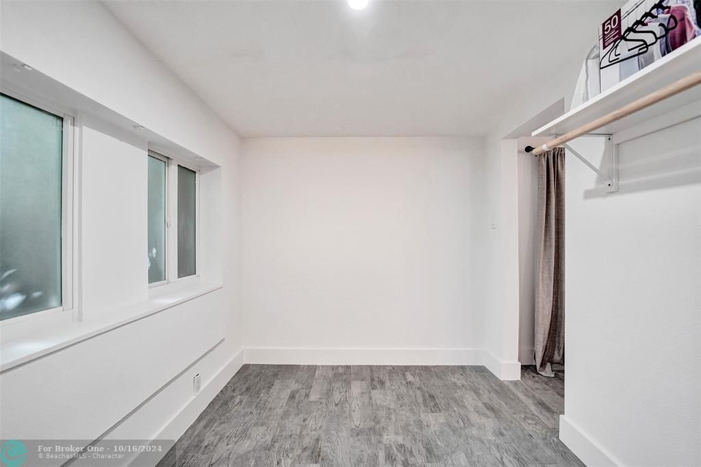 For Sale: $550,000 (2 beds, 2 baths, 1110 Square Feet)