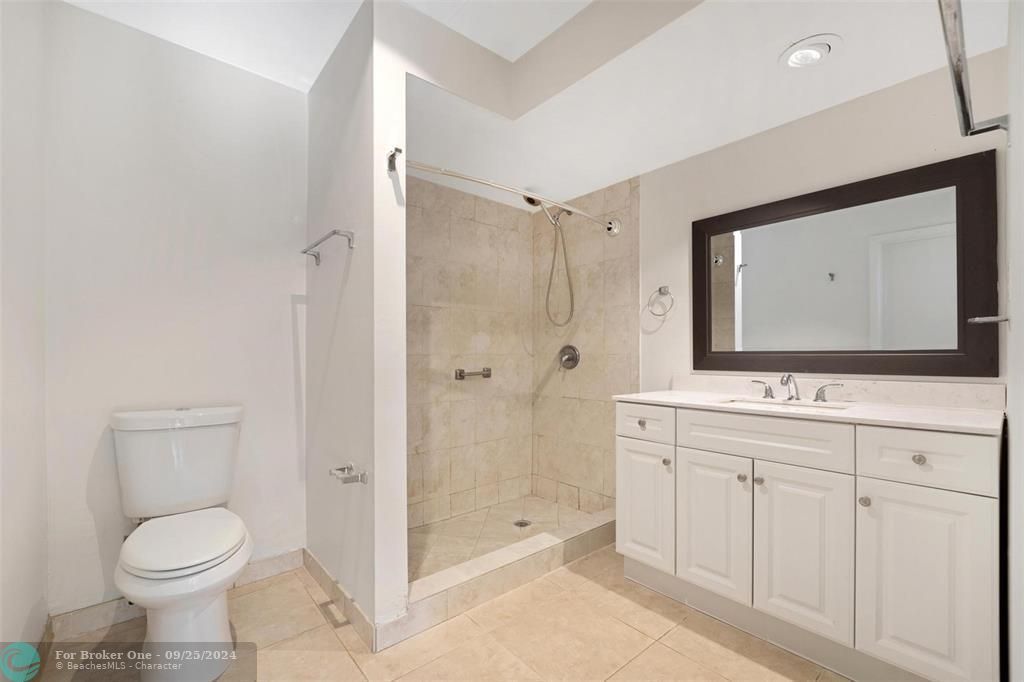 Recently Sold: $2,225,000 (3 beds, 2 baths, 2178 Square Feet)