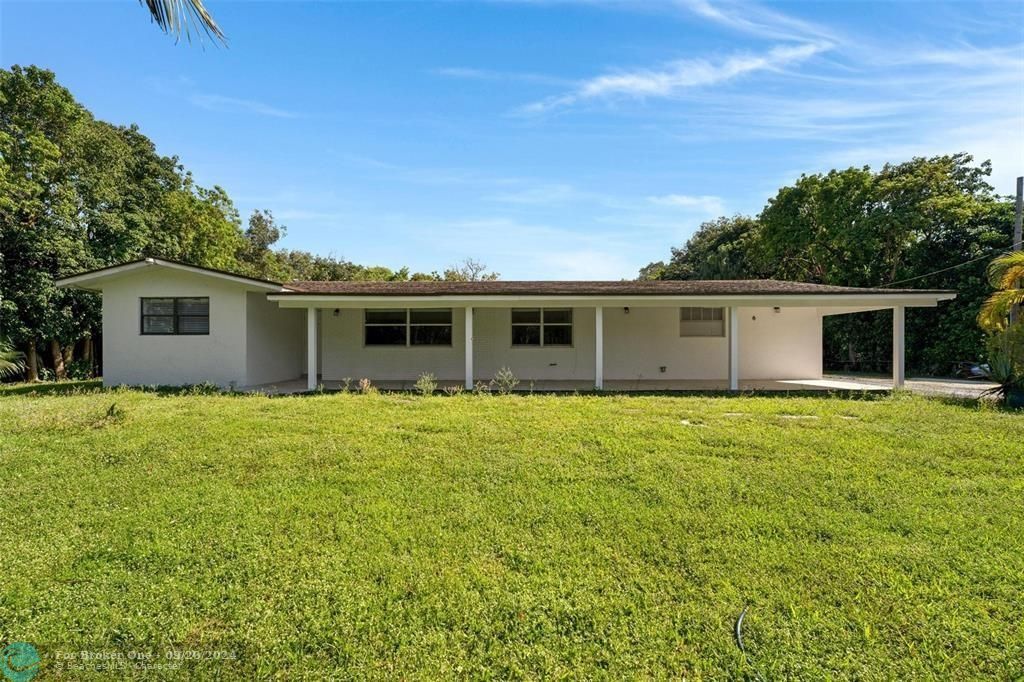 Recently Sold: $2,225,000 (3 beds, 2 baths, 2178 Square Feet)