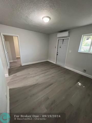 For Sale: $1,900 (2 beds, 1 baths, 1224 Square Feet)