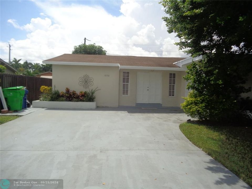 For Sale: $530,000 (3 beds, 2 baths, 1542 Square Feet)