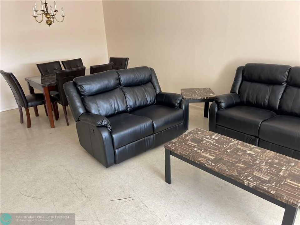 En Venta: $125,000 (2 camas, 2 baños, 1010 Pies cuadrados)