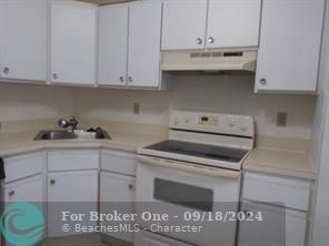 For Rent: $1,650 (1 beds, 1 baths, 802 Square Feet)