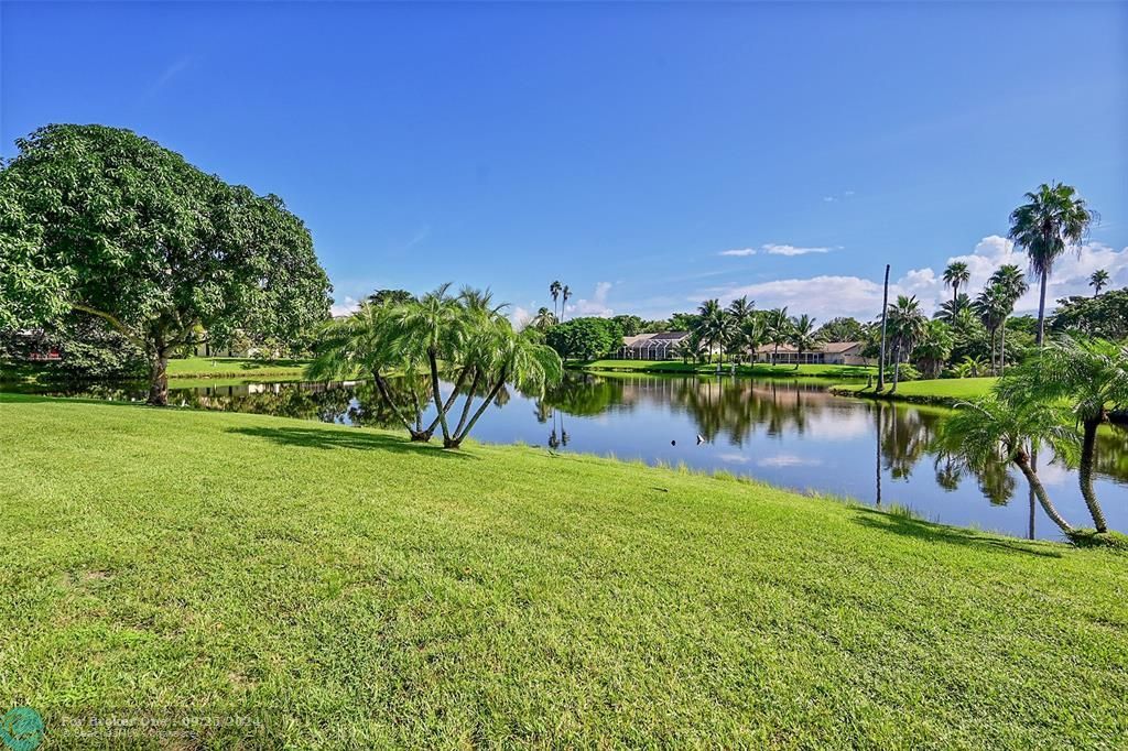 For Sale: $909,999 (4 beds, 2 baths, 3134 Square Feet)