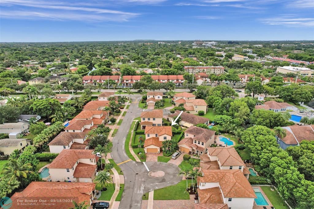 For Sale: $749,000 (4 beds, 2 baths, 2076 Square Feet)