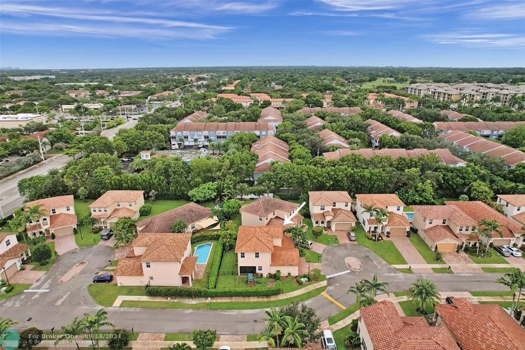 For Sale: $749,000 (4 beds, 2 baths, 2076 Square Feet)