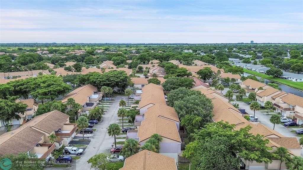 For Sale: $255,000 (3 beds, 2 baths, 1780 Square Feet)