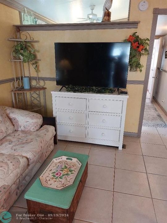 En Venta: $98,000 (2 camas, 2 baños, 724 Pies cuadrados)