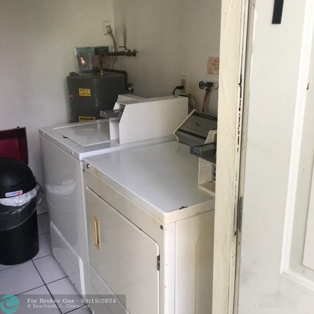 For Sale: $2,000 (2 beds, 1 baths, 2175 Square Feet)