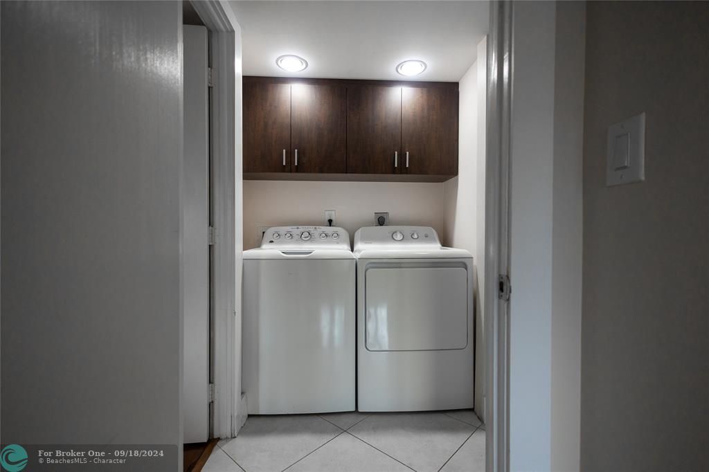 For Rent: $2,100 (2 beds, 2 baths, 1116 Square Feet)