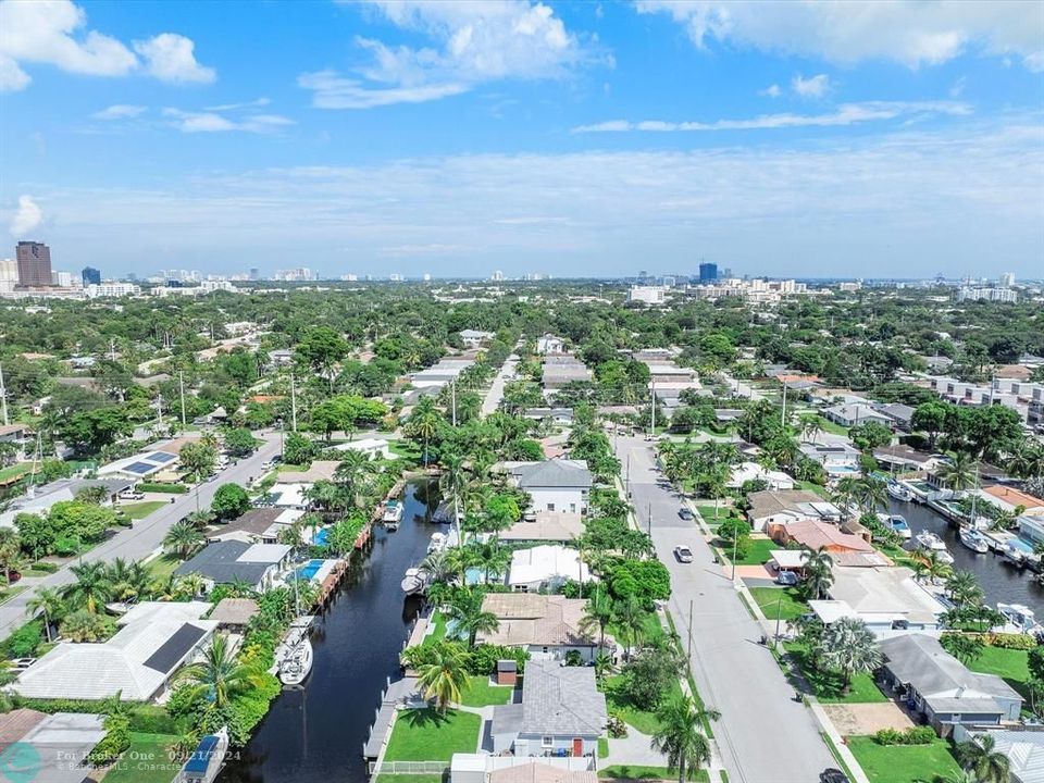 For Sale: $1,030,000 (2 beds, 1 baths, 1168 Square Feet)