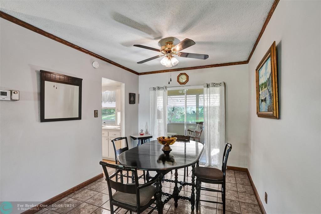 Active With Contract: $348,500 (2 beds, 2 baths, 1257 Square Feet)