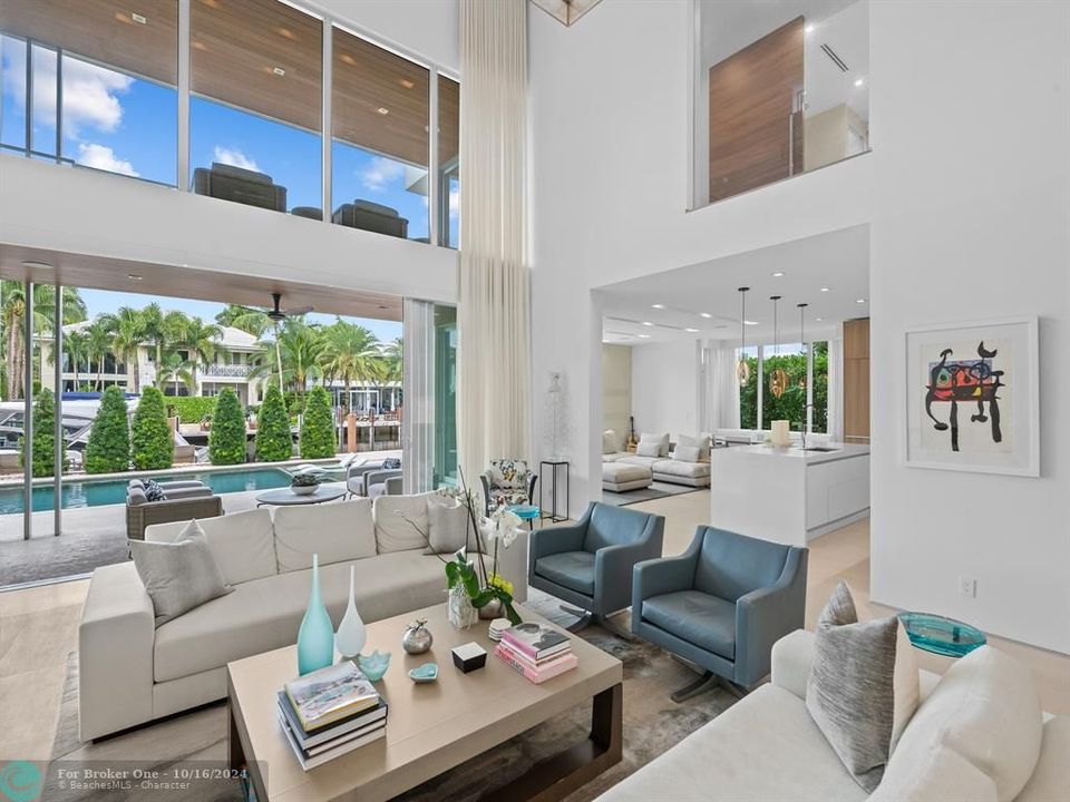 For Sale: $8,395,000 (5 beds, 5 baths, 5699 Square Feet)