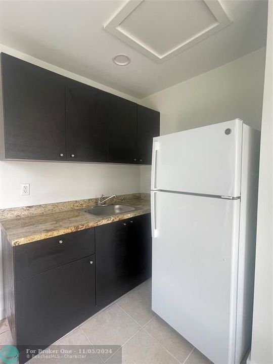 For Rent: $1,950 (2 beds, 1 baths, 0 Square Feet)