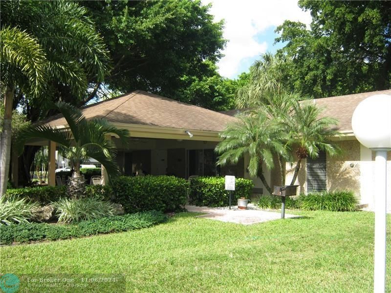 For Sale: $249,500 (2 beds, 2 baths, 1260 Square Feet)