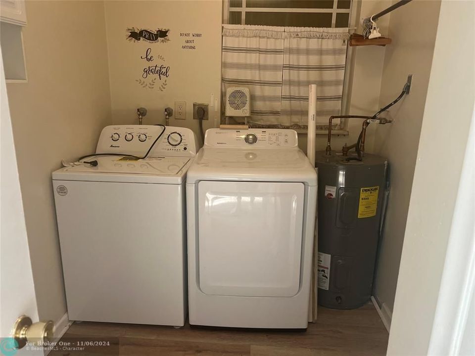 En Venta: $2,300 (2 camas, 1 baños, 0 Pies cuadrados)