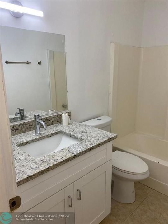 For Rent: $1,600 (1 beds, 1 baths, 633 Square Feet)