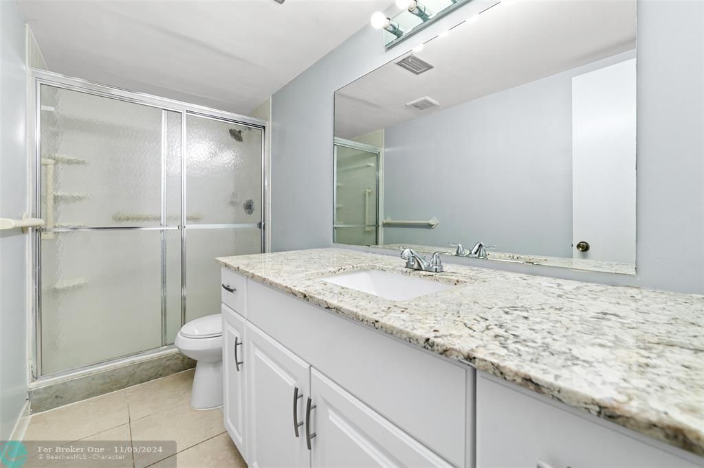 For Sale: $345,000 (2 beds, 2 baths, 1230 Square Feet)