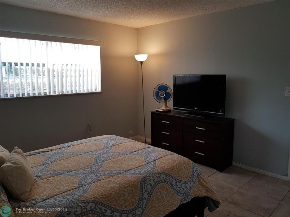 For Sale: $160,000 (2 beds, 2 baths, 850 Square Feet)