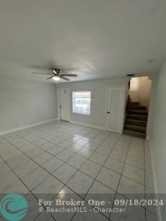 For Rent: $2,100 (2 beds, 1 baths, 1100 Square Feet)