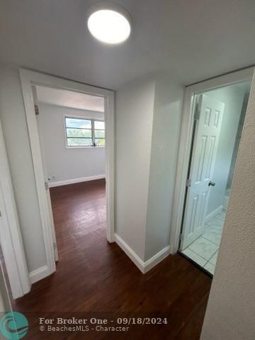 For Rent: $2,100 (2 beds, 1 baths, 1100 Square Feet)